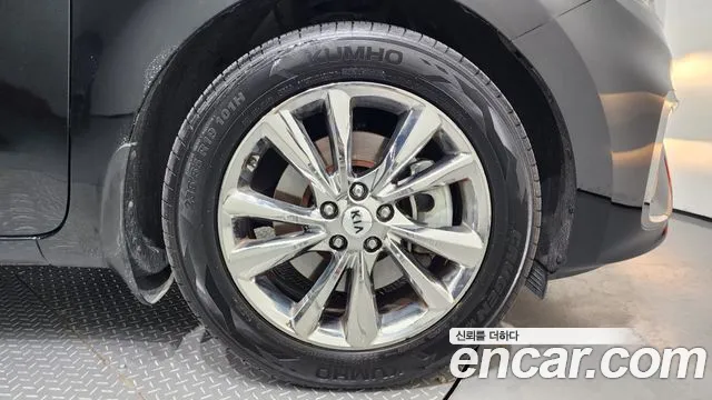 Kia The New Carnival id 2849980 из Кореи 15