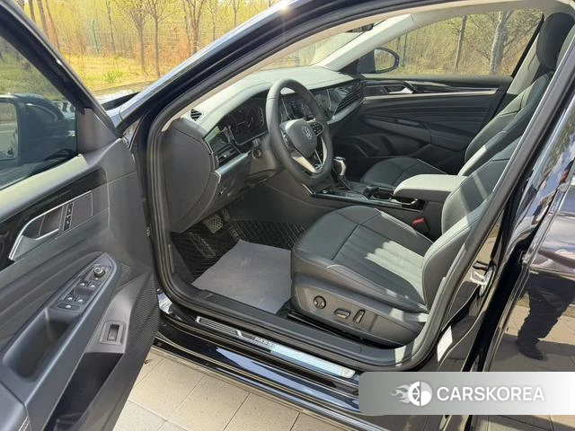 Volkswagen Passat id 4301472 из Китая 21