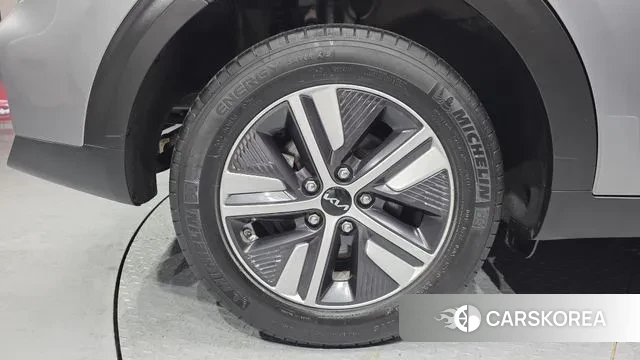 Kia The New Niro id 3640298 из Кореи 15