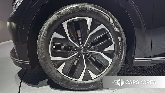 Kia EV6 id 3007553 из Кореи 15