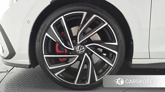 Volkswagen Golf 8th Generation id 4720092 из Кореи 28
