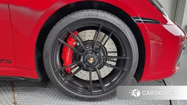 Porsche 911(992) id 2900816 из Кореи 15