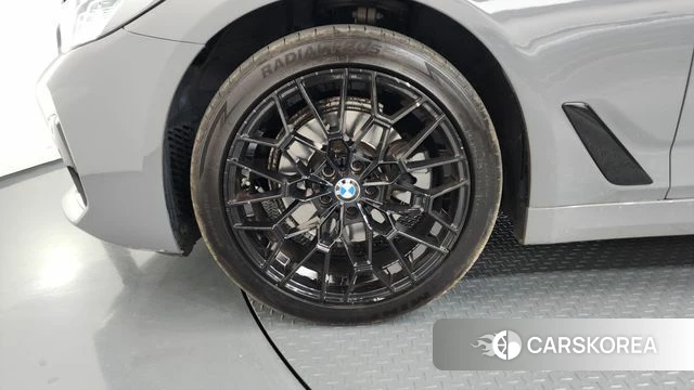 BMW 5 Series (G30) id 4269119 из Кореи 15