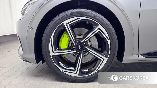 Kia EV6 id 3372467 из Кореи 15