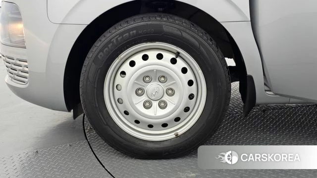 Hyundai Staria id 3798915 из Кореи 15