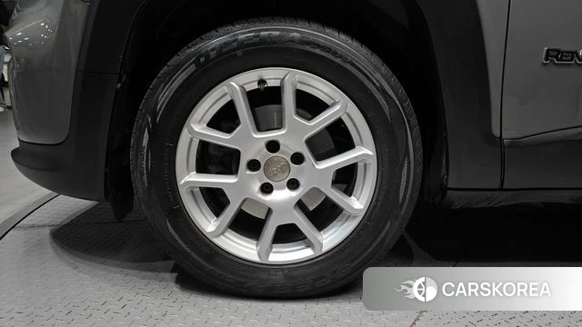 Jeep Renegade id 4310032 из Кореи 25
