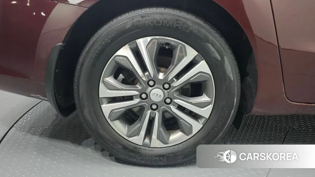 Kia The New Carnival id 4490956 из Кореи 25