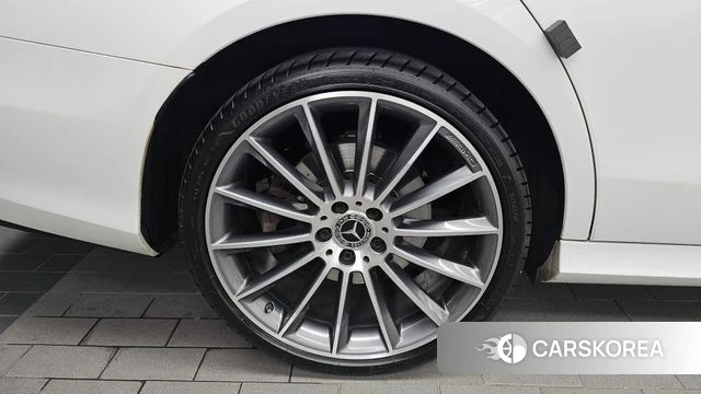 Mercedes-Benz E-Class W213 id 4872328 из Кореи 29