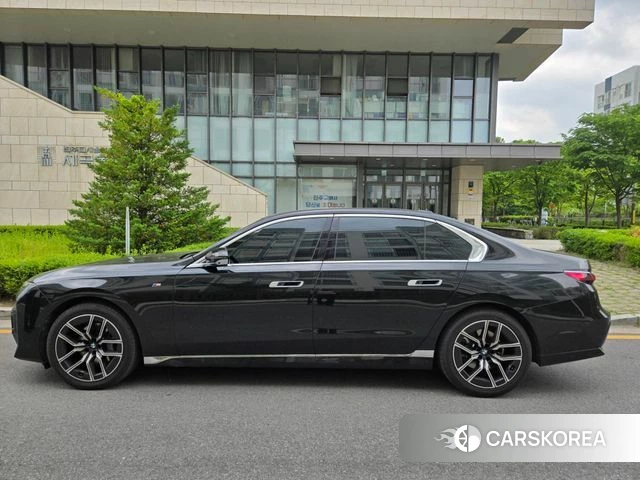 BMW 7 Series (G70) id 4301934 из Кореи 15