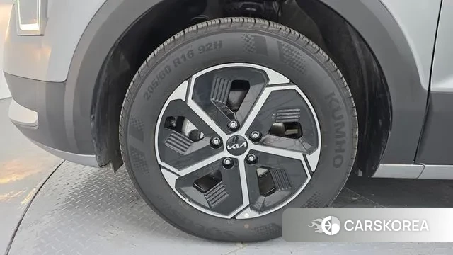 Kia Di Ol Nu Niro id 3058049 из Кореи 15