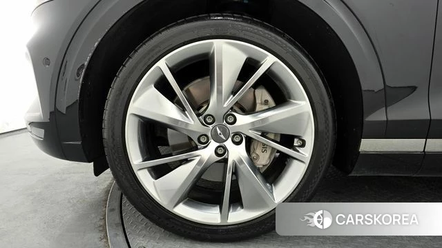 Genesis GV70 id 3892077 из Кореи 15