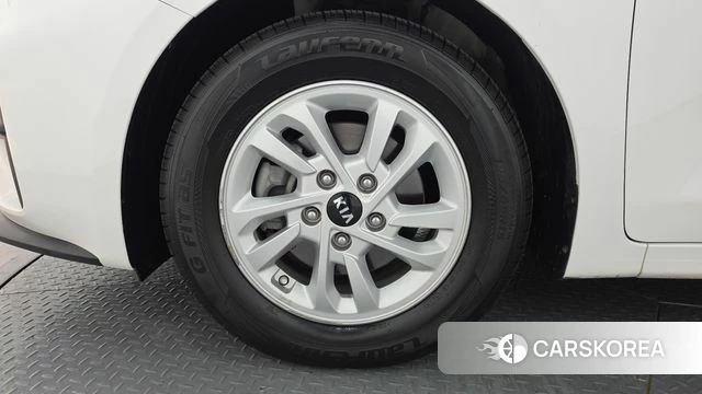 Kia Come New K3 id 4232848 из Кореи 25