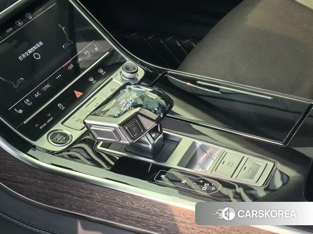Audi A8 id 4261801 из Китая 23