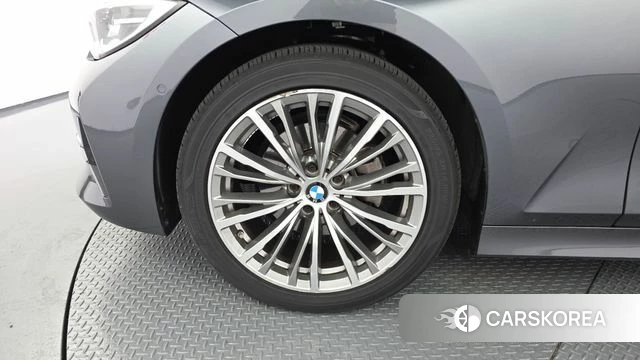 BMW 3 Series (G20) id 4651059 из Кореи 27