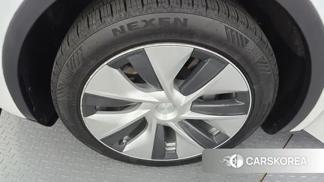 Tesla Model Y id 3063663 из Кореи 15