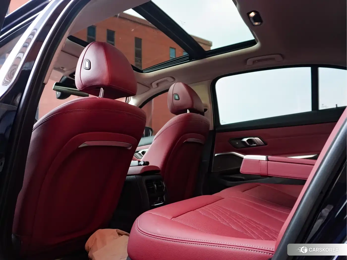 BMW 3 series id 4589437 из Китая 19