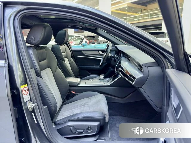 Audi A6L id 4314113 из Китая 9