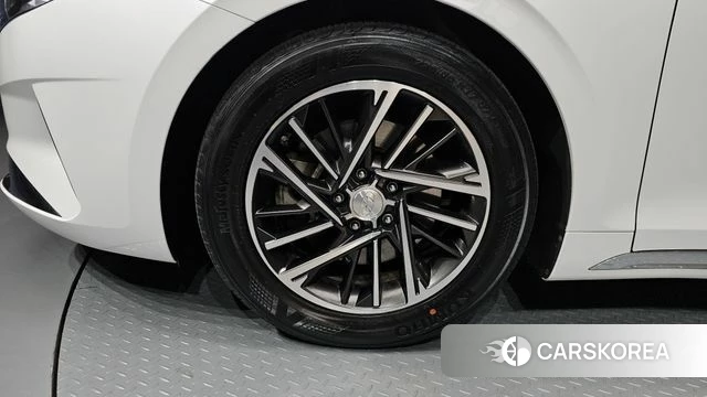 Hyundai The New Grandeur IG id 4325135 из Кореи 25