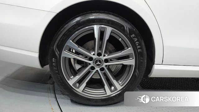 Mercedes-Benz E-Class W213 id 4540488 из Кореи 27