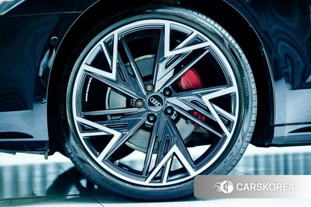 Audi A7L 2024 Черный из Китая, фото 5
