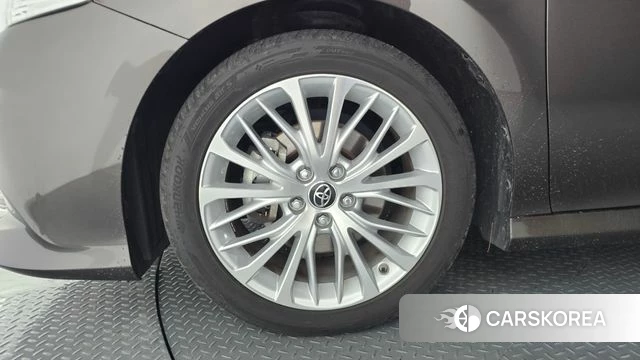 Toyota Camry (XV70) id 4568702 из Кореи 28