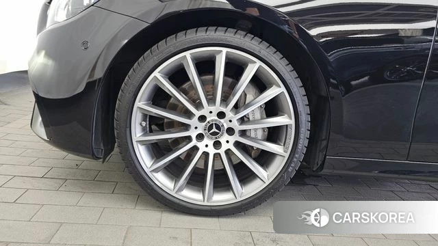 Mercedes-Benz E-Class W213 id 4383548 из Кореи 30
