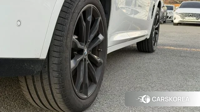 BMW X4 (G02) 2025 Белый из Кореи, фото 5