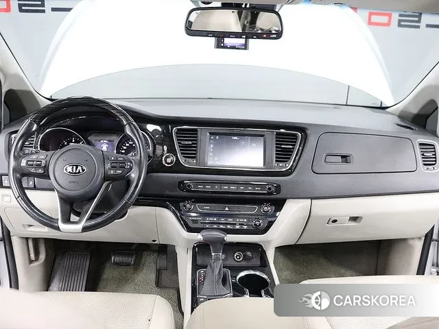 Kia The New Carnival id 3718620 из Кореи 15