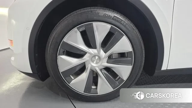 Tesla Model Y id 3328170 из Кореи 15