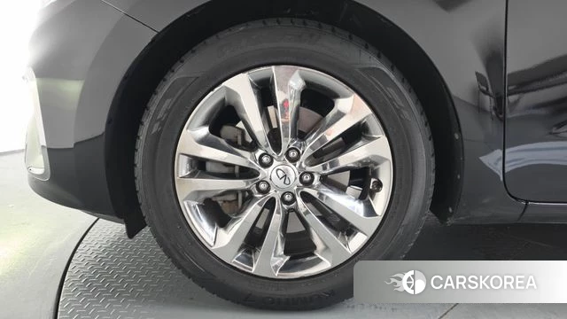 Kia The New Carnival id 4562960 из Кореи 15