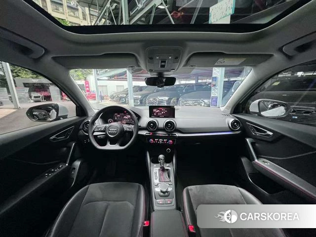 Audi Q2L id 4213979 из Китая 22