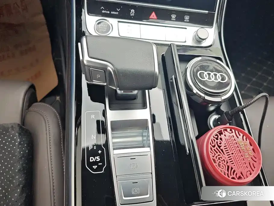 Audi A8 id 4553696 из Китая 11