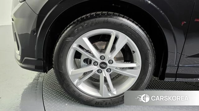 Audi Q3 (F3) id 3786717 из Кореи 15