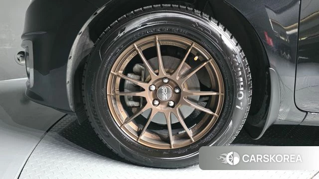 Kia All New Carnival id 4850219 из Кореи 15