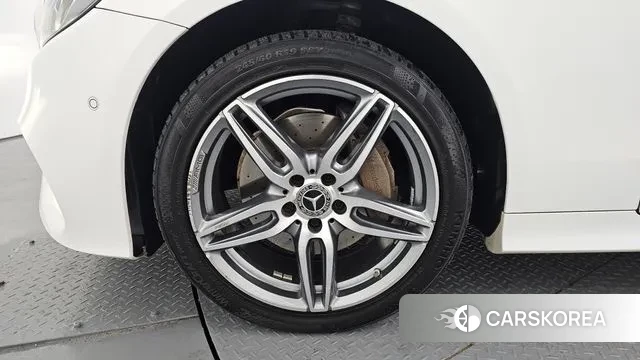 Mercedes-Benz E-Class W213 id 3736987 из Кореи 15