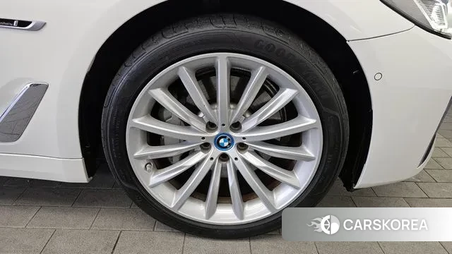 BMW 5 Series (G30) id 3764359 из Кореи 15