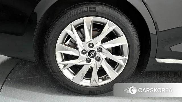 Hyundai The New Grandeur IG Hybrid id 4323309 из Кореи 35