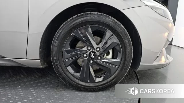 Hyundai Avante Hybrid (CN7) id 3463315 из Кореи 15