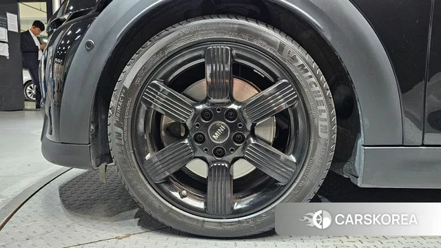 Mini Cooper S Convertible id 4495185 из Кореи 26