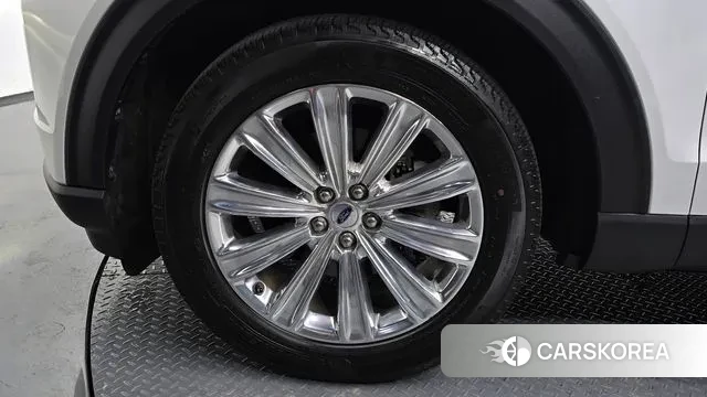 Ford Explorer 6th Generation id 2885804 из Кореи 15