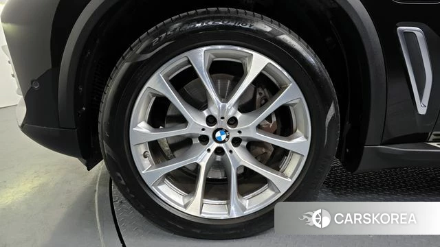 BMW X5 (G05) id 3935948 из Кореи 15