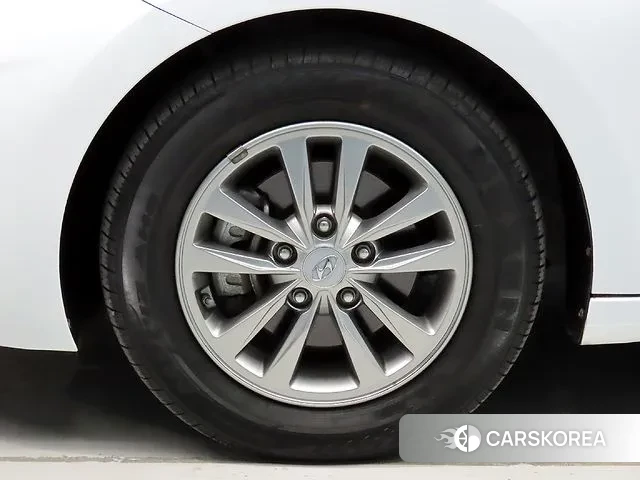 Hyundai The New Avante AD id 3489290 из Кореи 15