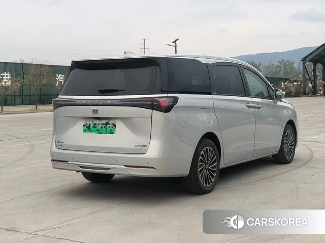 Buick GL8 PHEV 2025 Серебристо-серый из Китая, фото 5
