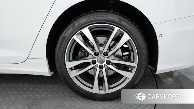 Audi A6 (C8) id 3727890 из Кореи 15