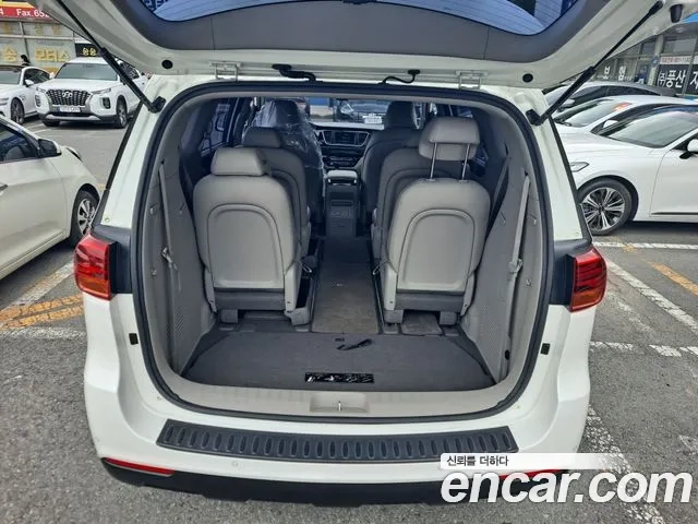 Kia The New Carnival id 2912489 из Кореи 15