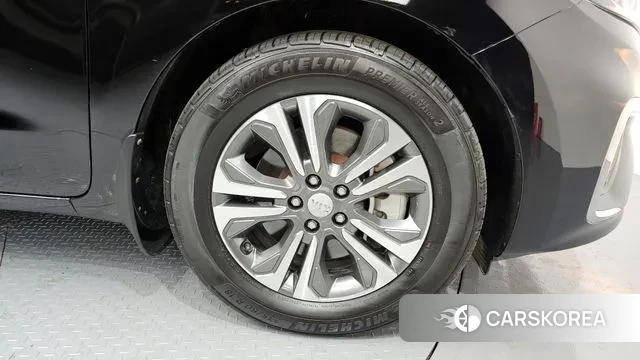 Kia The New Carnival id 3627106 из Кореи 15