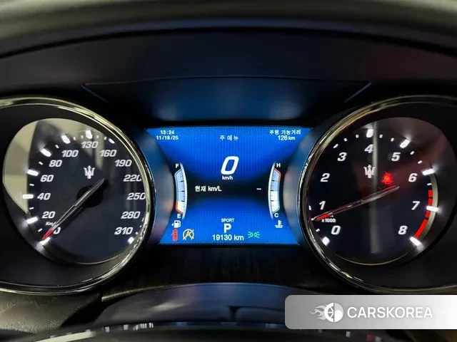 Maserati Quattroporte id 3412266 из Кореи 12