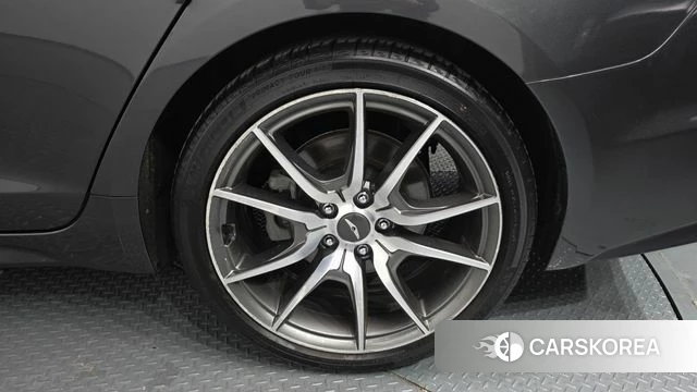 Genesis G70 id 3879779 из Кореи 15