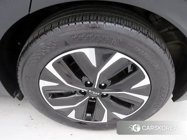 Kia EV6 id 3294780 из Кореи 14