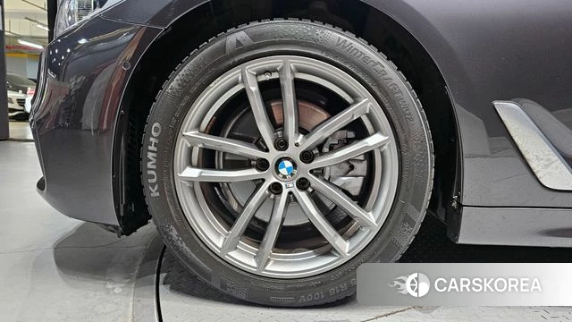 BMW 5 Series (G30) id 4305274 из Кореи 26